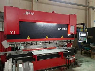 مكبس الضغط الآلي CNC